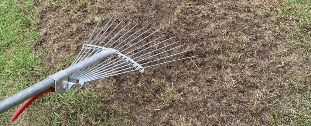 Spike with a hand fork